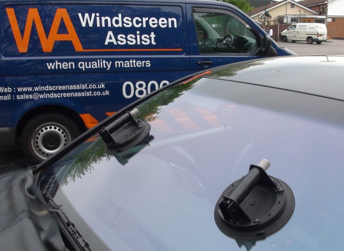 Mobile Windscreen Replacement - Windscreen Assist - 