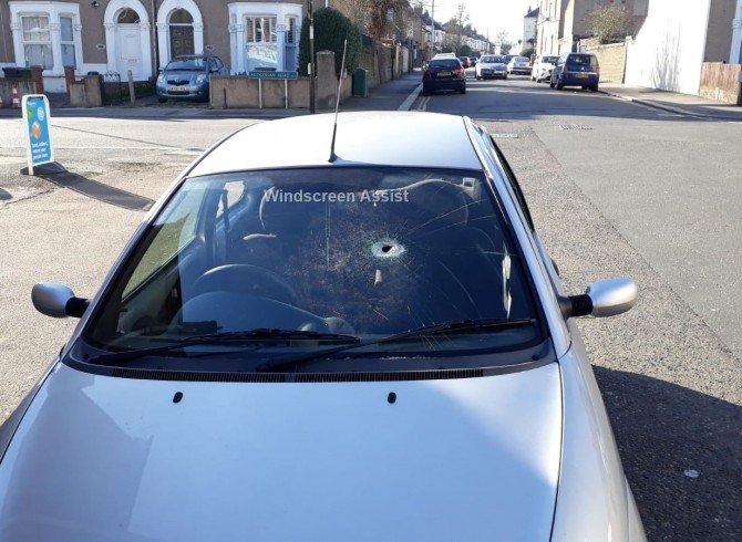 Ford KA front windscreen replacement Catford, SE6 London.