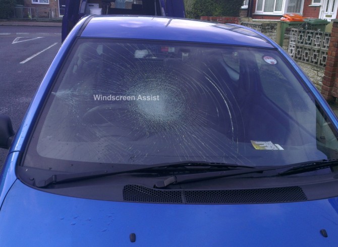 Mobile windscreen replacement Kent.